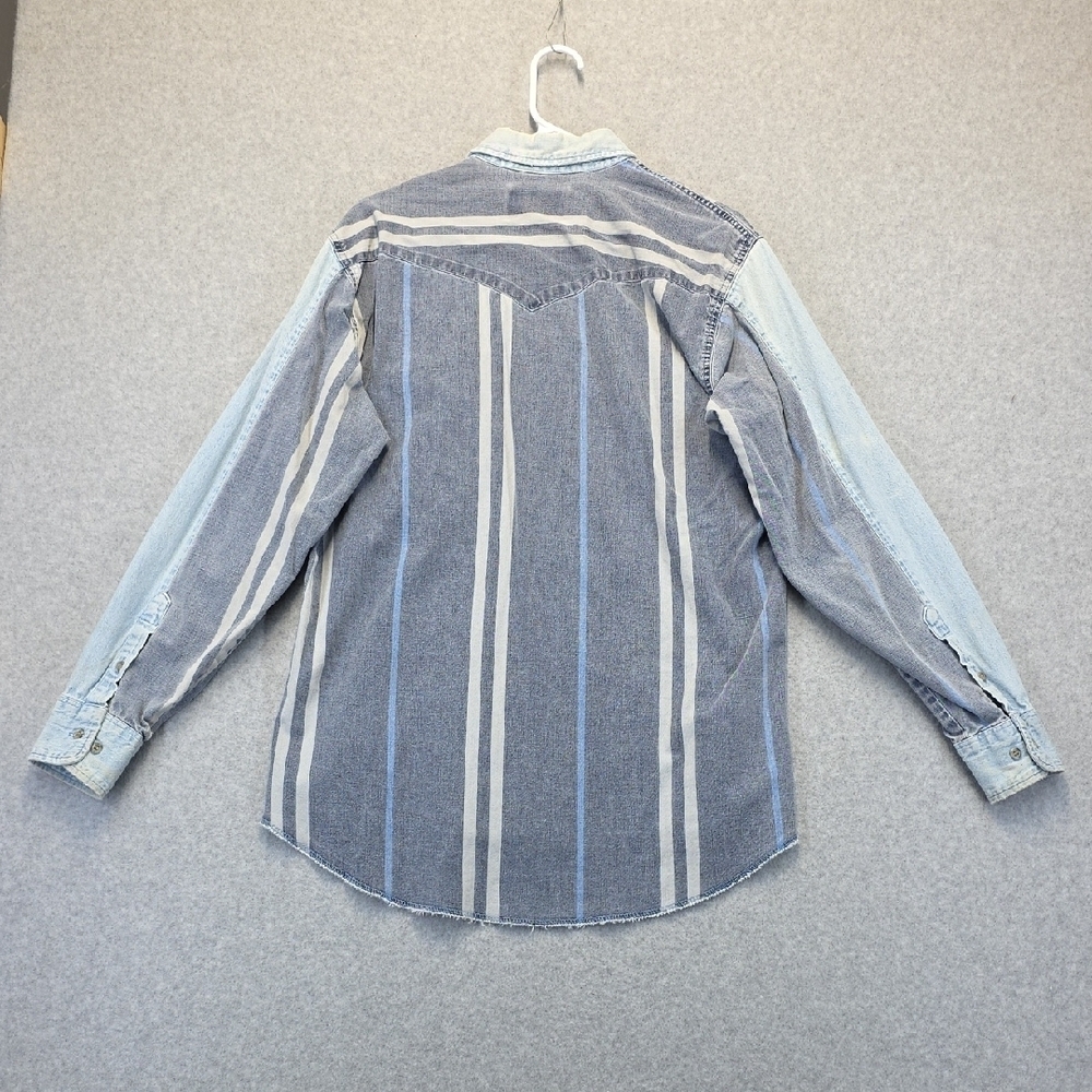 Vintage Wrangler Long Tails Distressed Denim Western Shirt Grunge Workwear - Picture 8 of 12